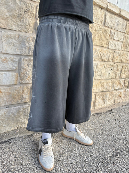 Faded 3/4 shorts